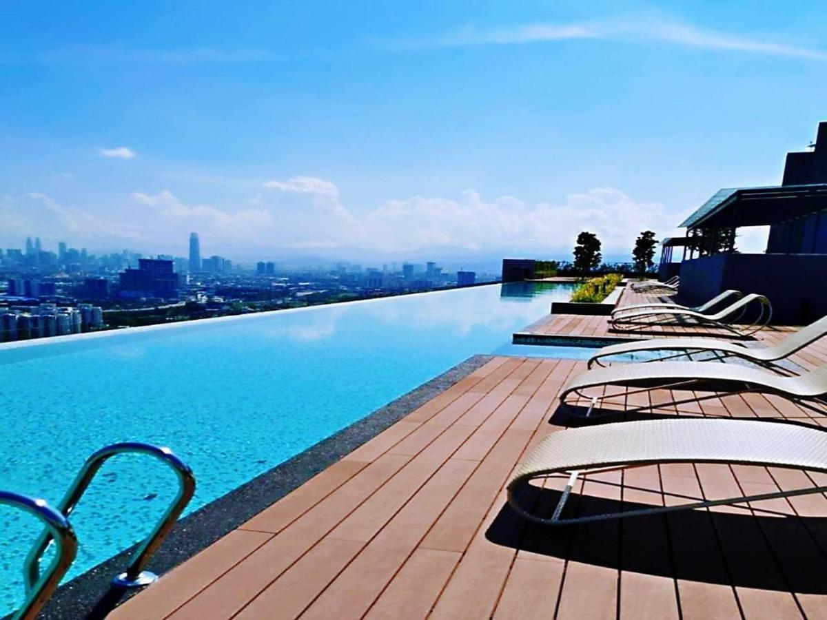 Maxine Suites Kuala Lumpur Exterior photo